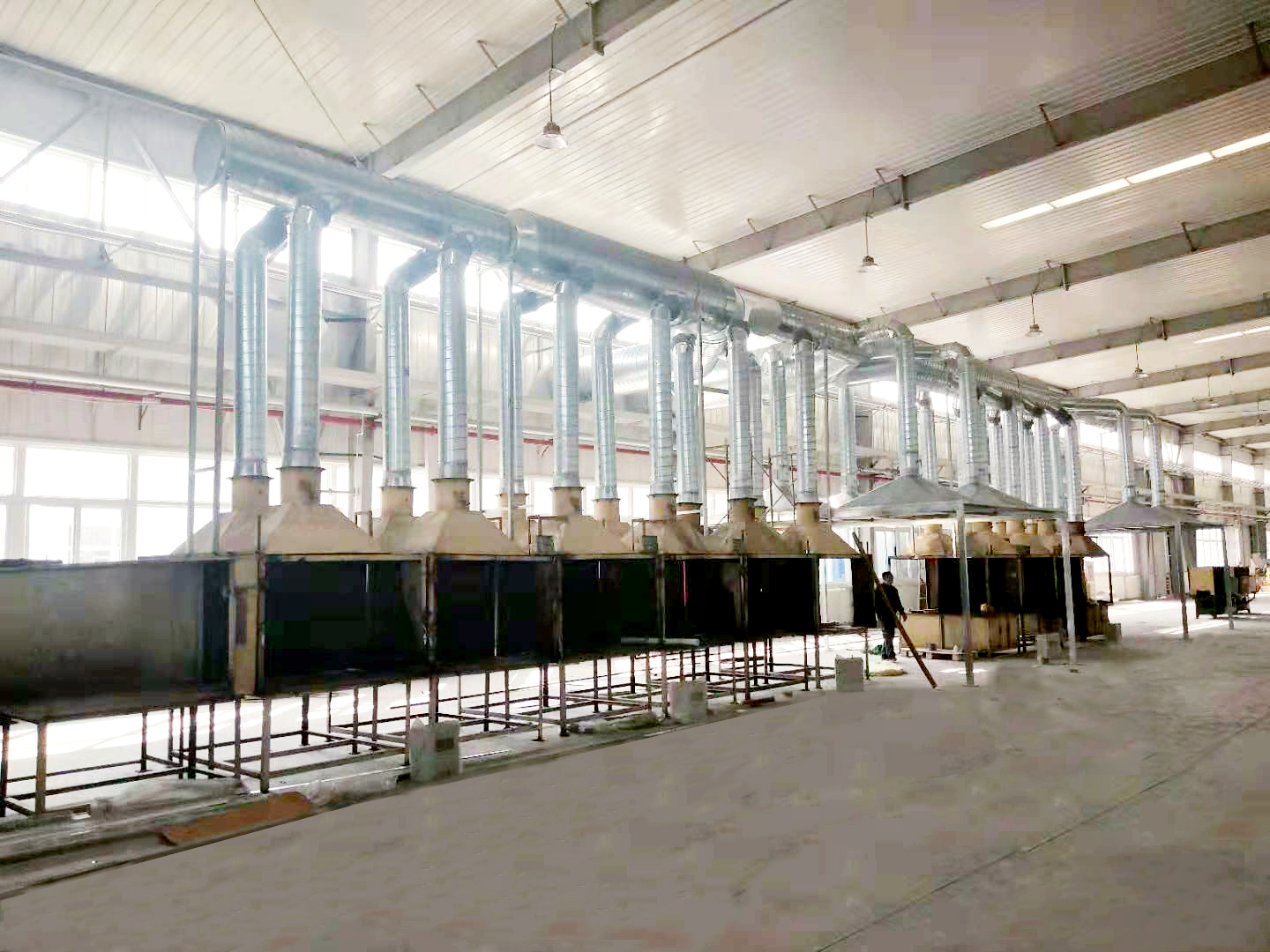 機(jī)動(dòng)車(chē)行業(yè)焊接煙塵凈化及尾氣直排項(xiàng)目竣工