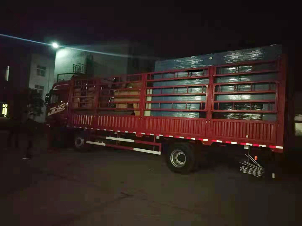 路博環(huán)保加班加點(diǎn)，確保按時(shí)交貨 (4).jpg