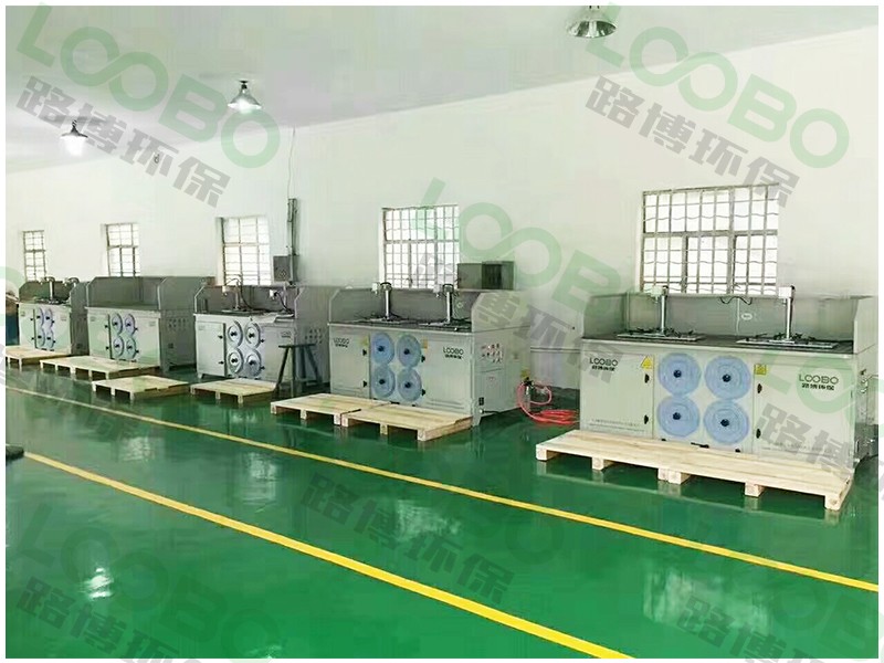 打磨拋光煙塵治理設(shè)備分享:打磨除塵臺優(yōu)勢科普 (2).jpg