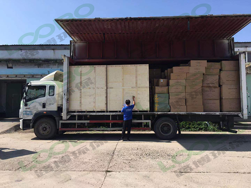 外貿(mào)發(fā)貨濾筒除塵一體機(jī)1.jpg 外貿(mào)發(fā)貨濾筒除塵一體機(jī)1.jpg